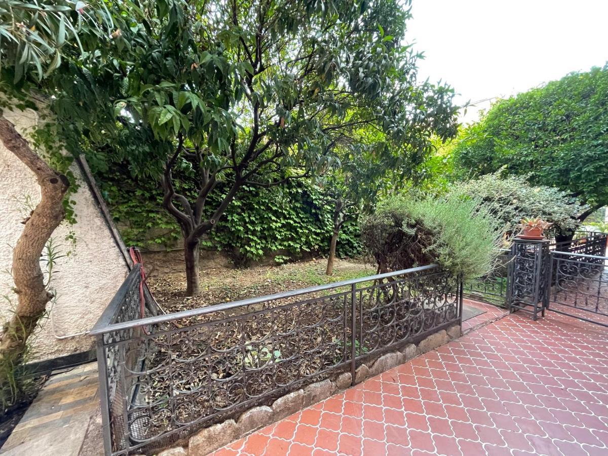 La Reggia 1 - Ampio appartamento in pieno budello pedonale - 50 m dal mare Alassio Esterno foto